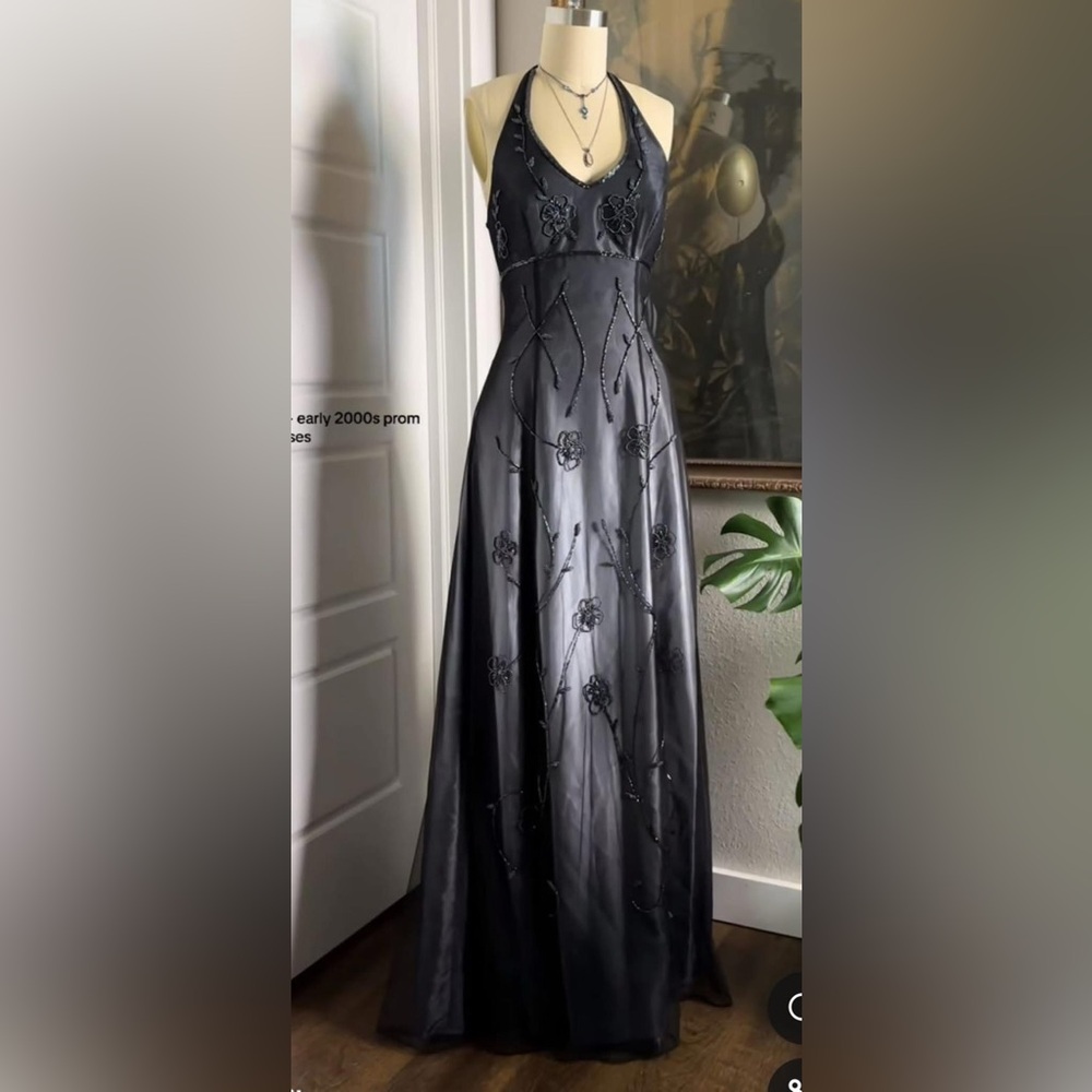 Vintage style Blondie Nites Black Floral Formal Dress